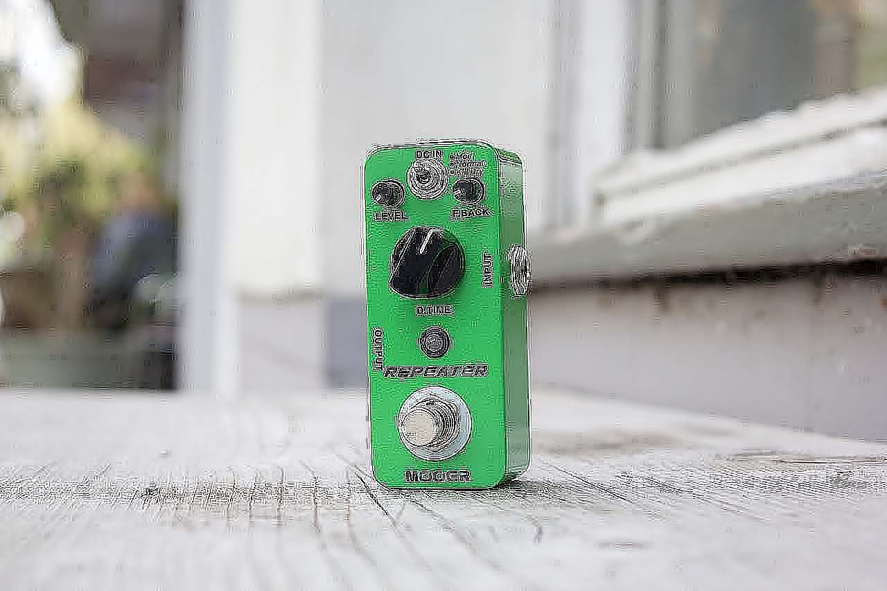 Mooer Repeater American Guitar Shop Gitarren in Berlin
